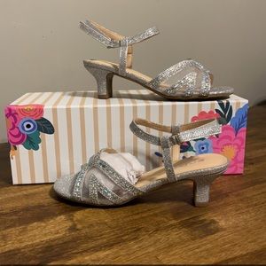 NIB soda brand youth heels size 3.5